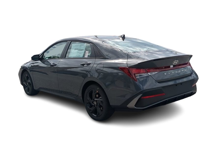 Thumbnail: 2026 Hyundai Elantra - 4