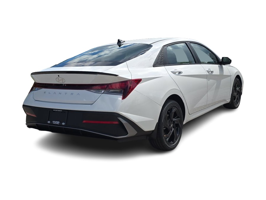 Thumbnail: 2026 Hyundai Elantra - 18