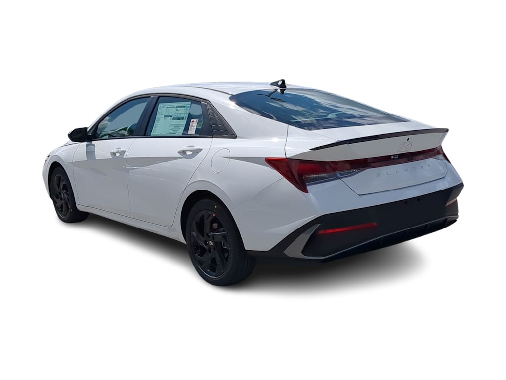 Thumbnail: 2026 Hyundai Elantra - 4
