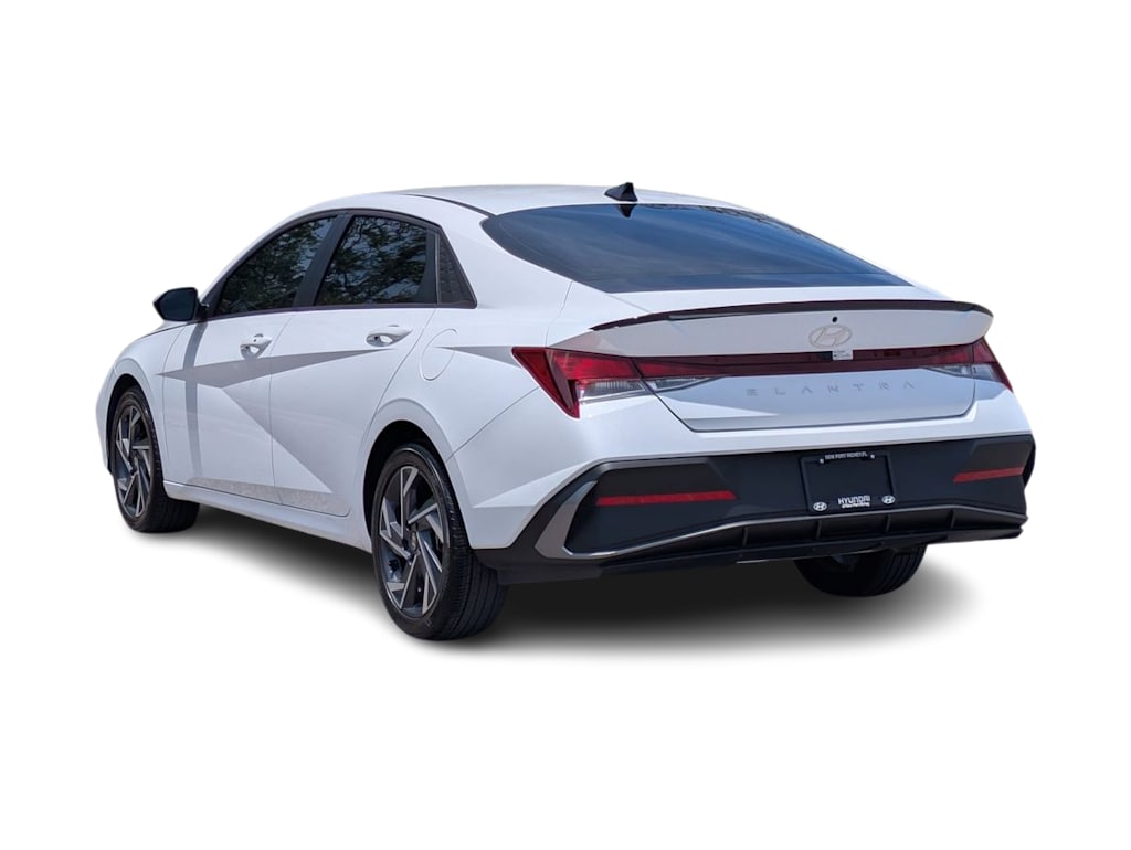 Thumbnail: 2025 Hyundai Elantra - 4