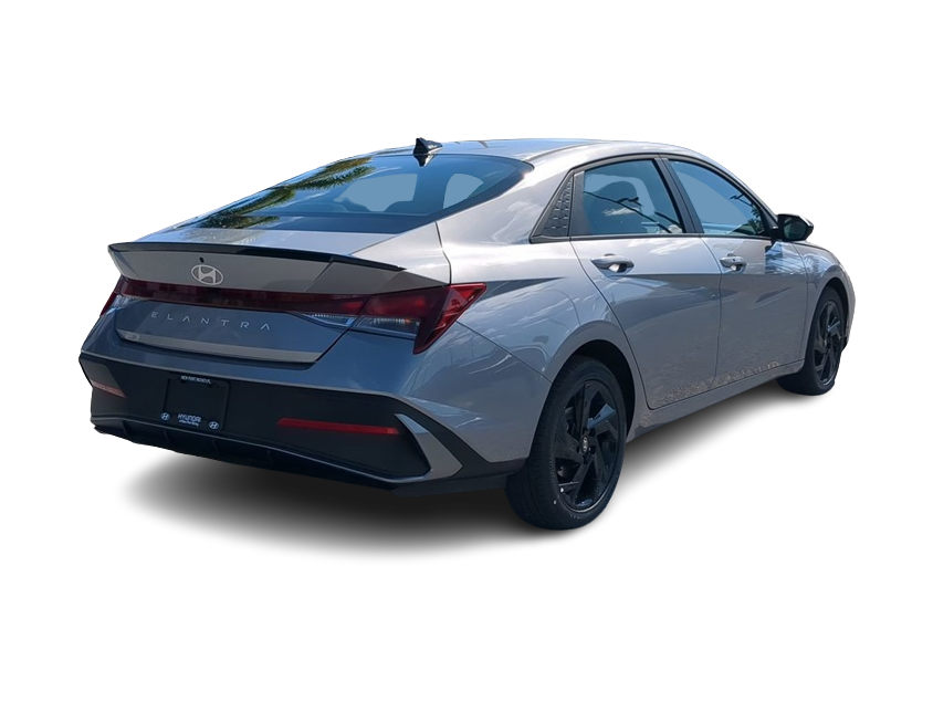 Thumbnail: 2026 Hyundai Elantra - 18