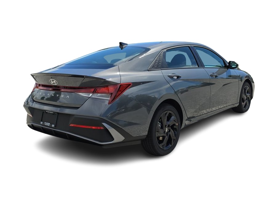 Thumbnail: 2026 Hyundai Elantra - 18