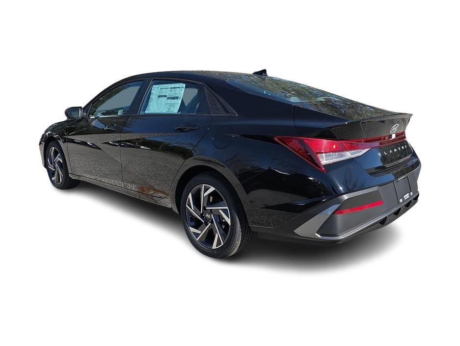 Thumbnail: 2025 Hyundai Elantra - 4