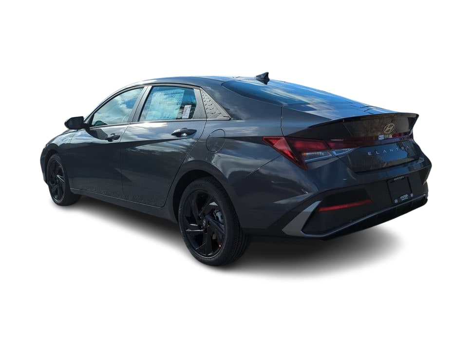 Thumbnail: 2026 Hyundai Elantra - 4