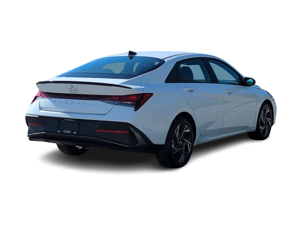 Thumbnail: 2025 Hyundai Elantra - 19
