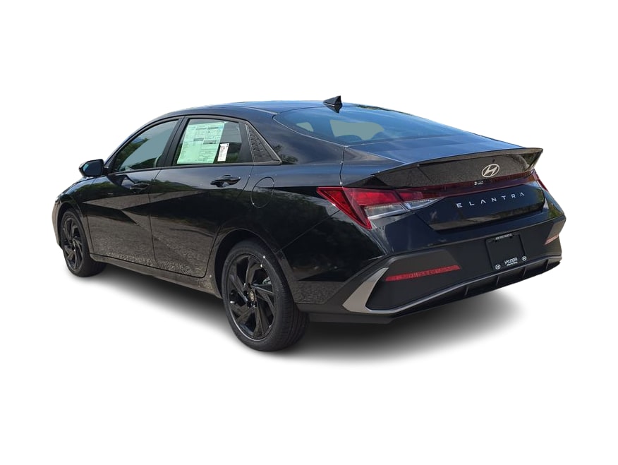 Thumbnail: 2026 Hyundai Elantra - 4