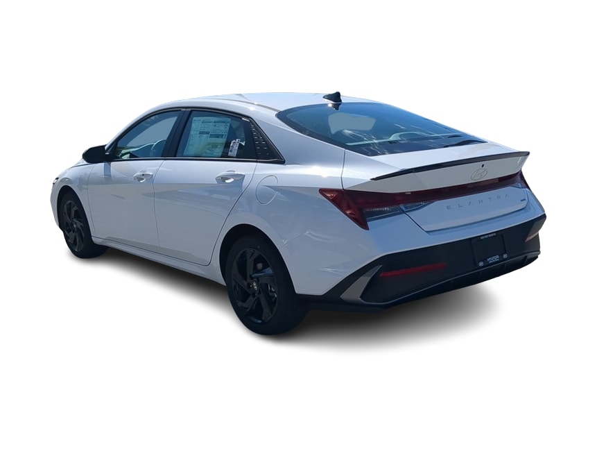 Thumbnail: 2026 Hyundai Elantra - 4