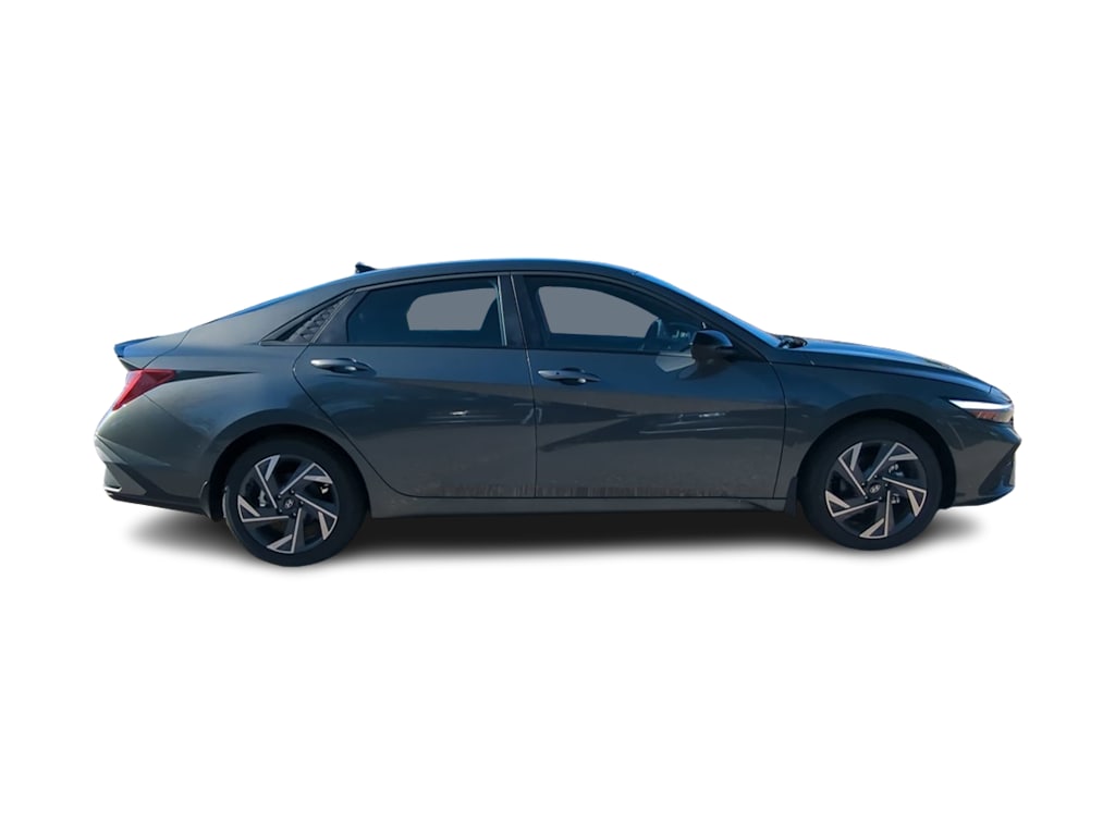 Thumbnail: 2025 Hyundai Elantra - 18