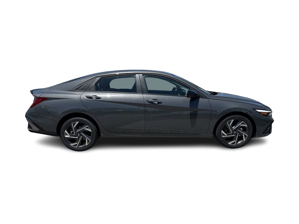 Thumbnail: 2025 Hyundai Elantra - 18