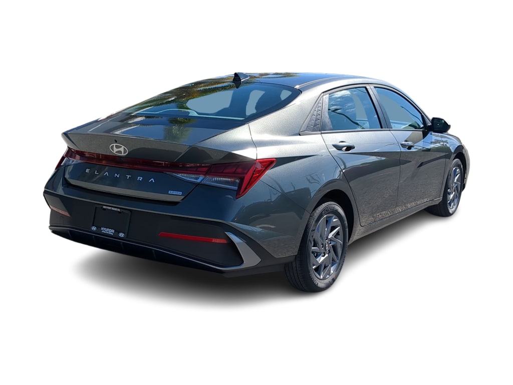 Thumbnail: 2026 Hyundai Elantra - 18