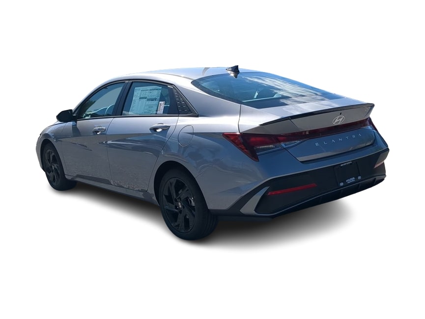 Thumbnail: 2026 Hyundai Elantra - 4