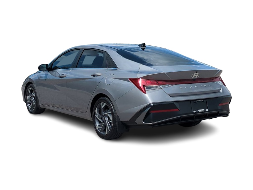 Thumbnail: 2025 Hyundai Elantra - 4