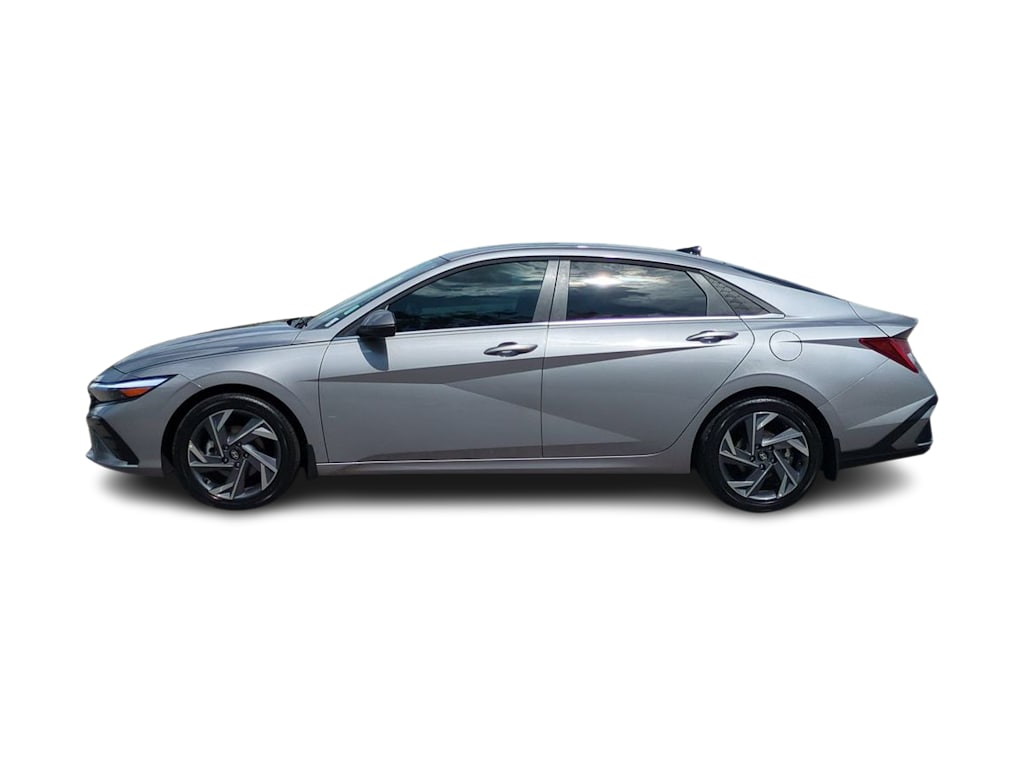 Thumbnail: 2025 Hyundai Elantra - 3