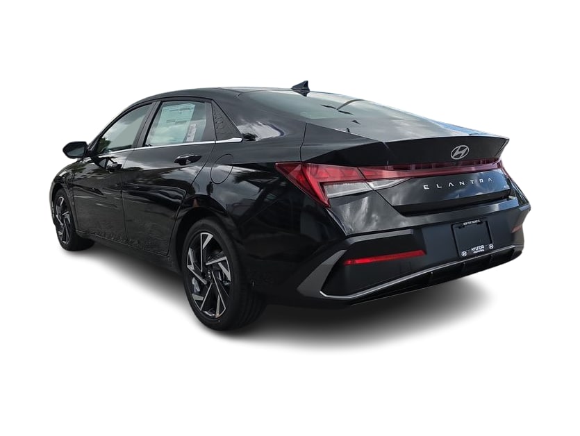Thumbnail: 2026 Hyundai Elantra - 4