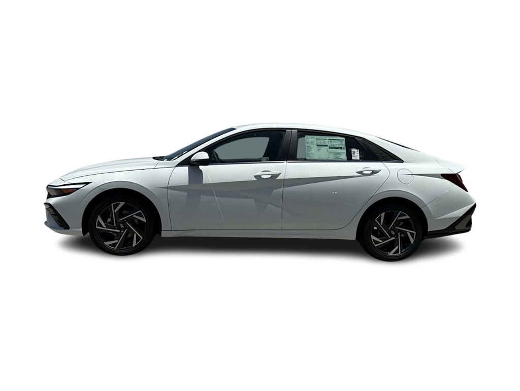 Thumbnail: 2025 Hyundai Elantra - 3