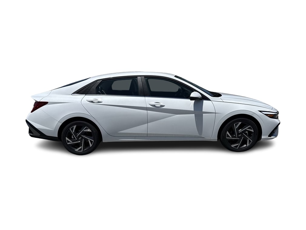 Thumbnail: 2025 Hyundai Elantra - 17