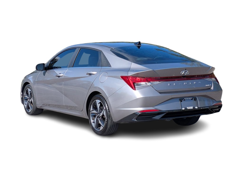 Thumbnail: 2023 Hyundai Elantra - 4