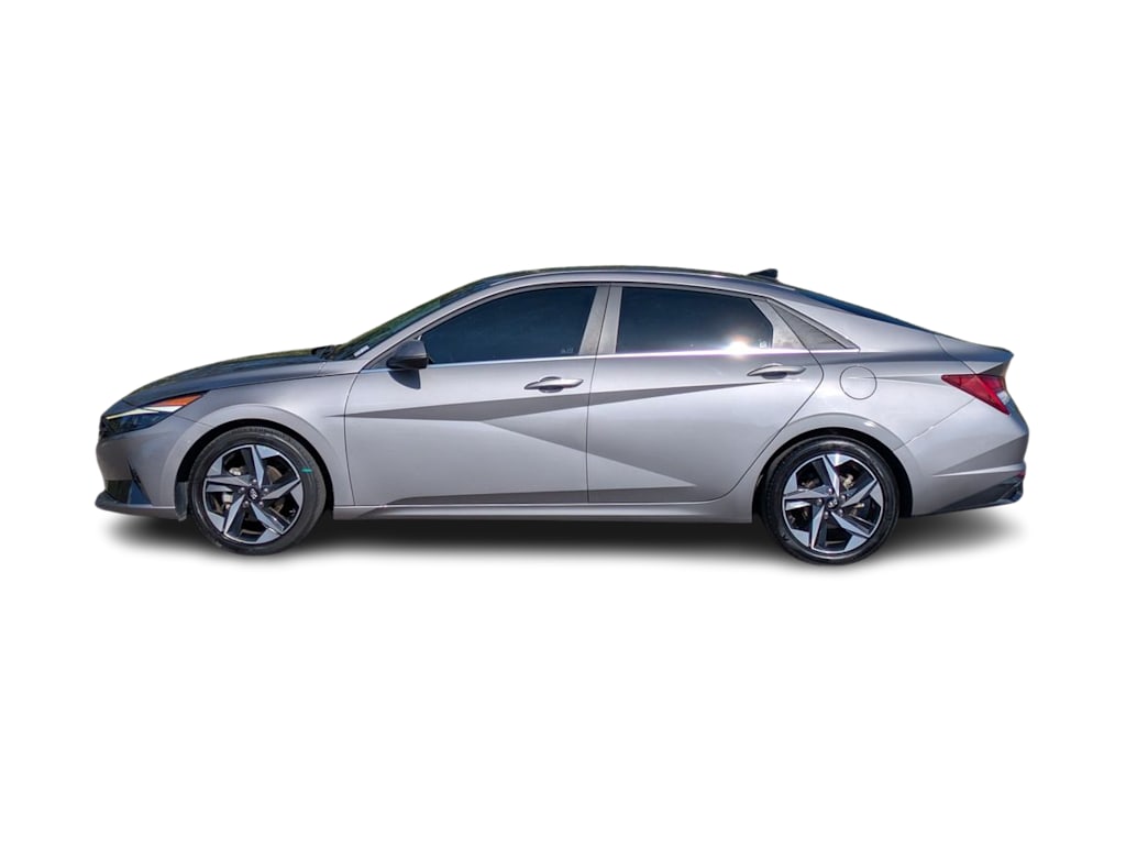 Thumbnail: 2023 Hyundai Elantra - 3