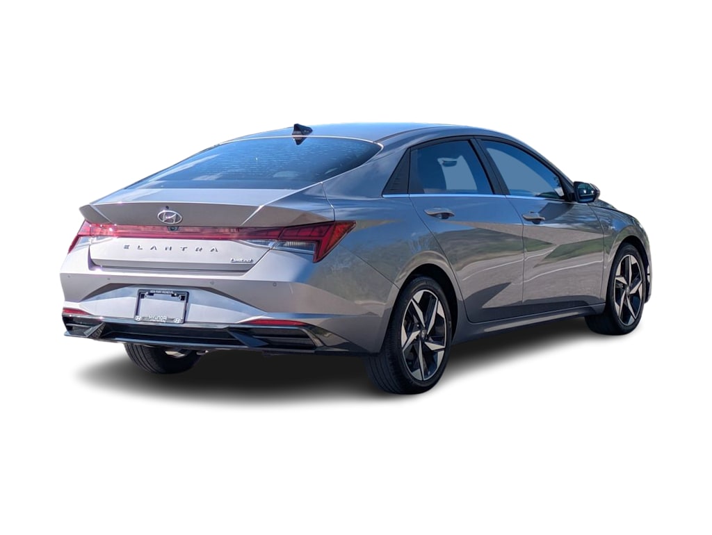 Thumbnail: 2023 Hyundai Elantra - 19