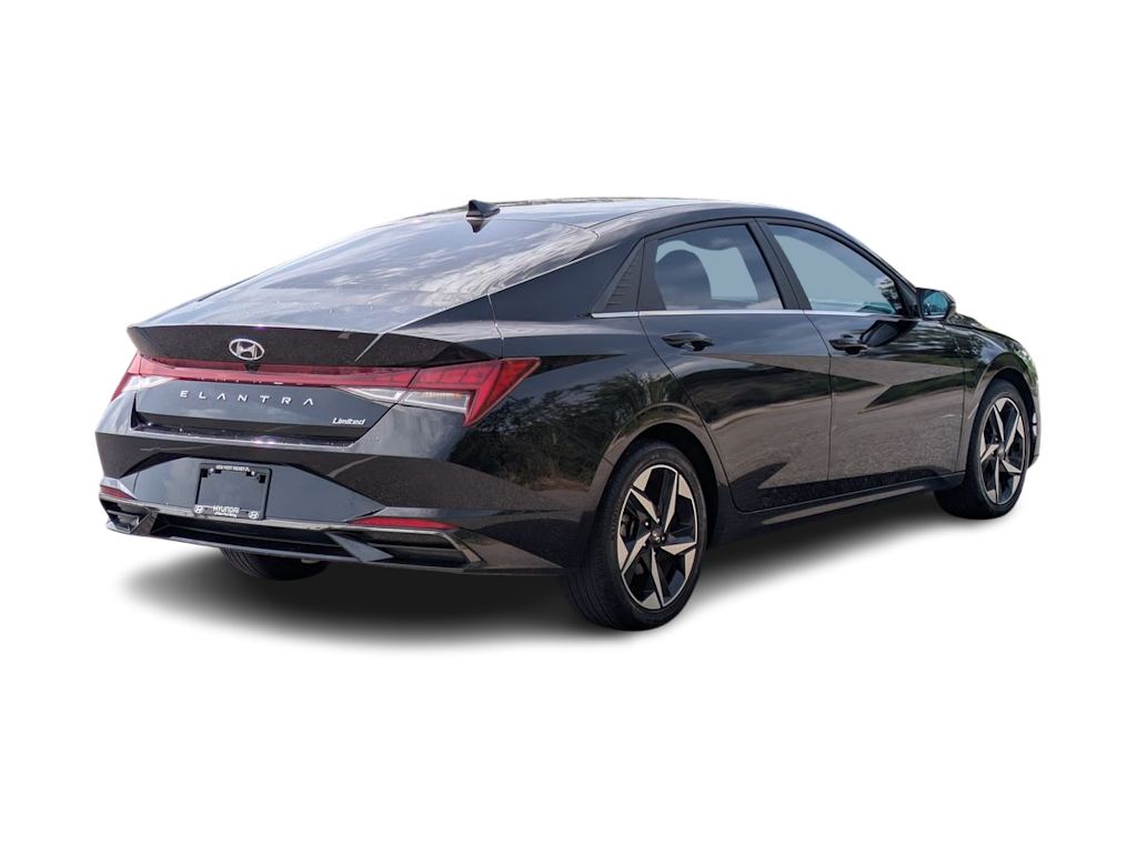 Thumbnail: 2023 Hyundai Elantra - 19