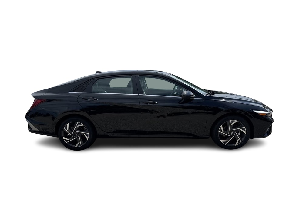 Thumbnail: 2025 Hyundai Elantra - 17