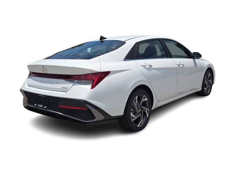 Thumbnail: 2026 Hyundai Elantra - 17