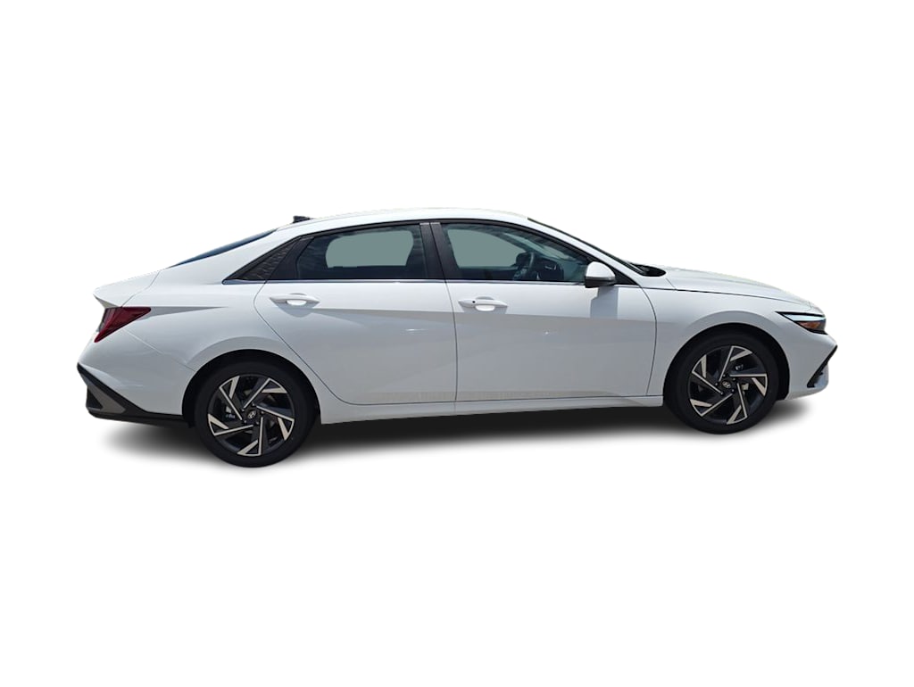 Thumbnail: 2026 Hyundai Elantra - 18