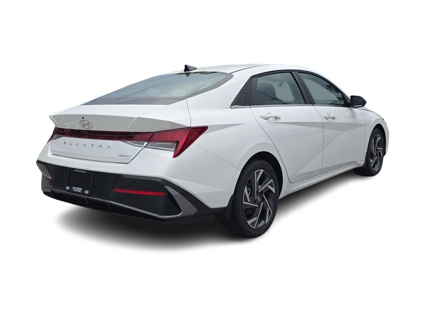 Thumbnail: 2026 Hyundai Elantra - 17