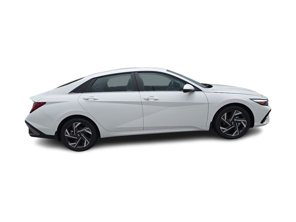 Thumbnail: 2026 Hyundai Elantra - 18