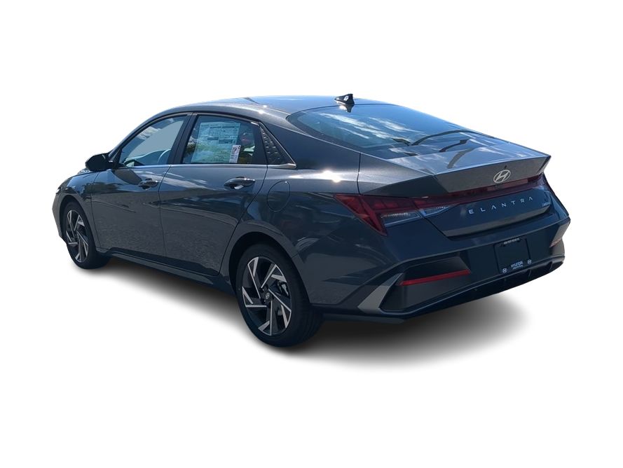 Thumbnail: 2026 Hyundai Elantra - 4