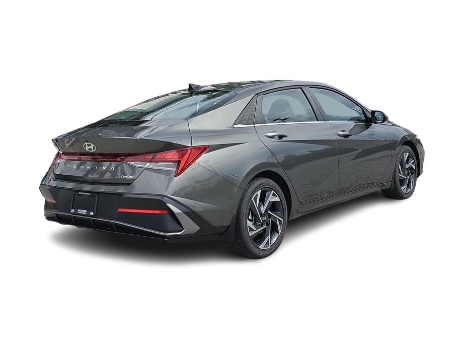 Thumbnail: 2026 Hyundai Elantra - 17