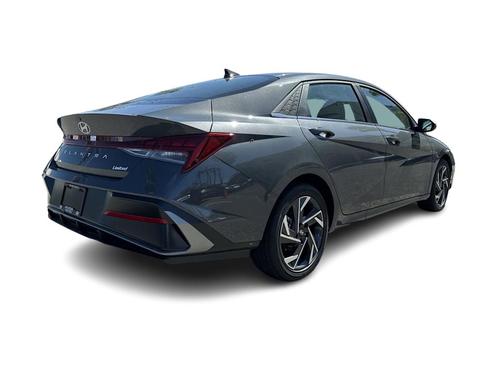 Thumbnail: 2025 Hyundai Elantra - 18