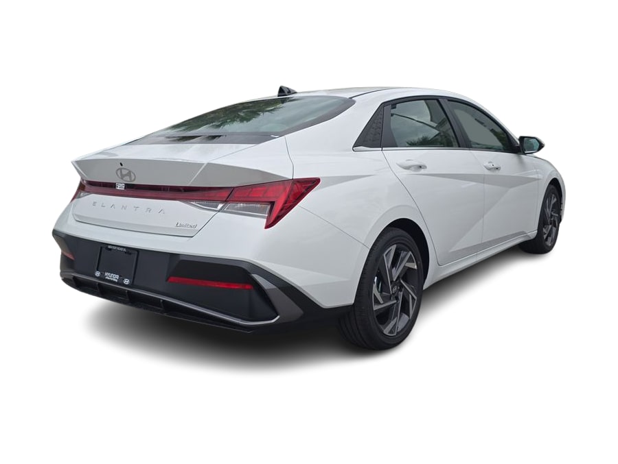 Thumbnail: 2026 Hyundai Elantra - 17