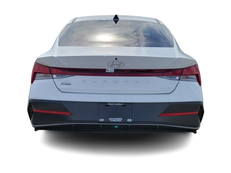 Thumbnail: 2026 Hyundai Elantra - 4