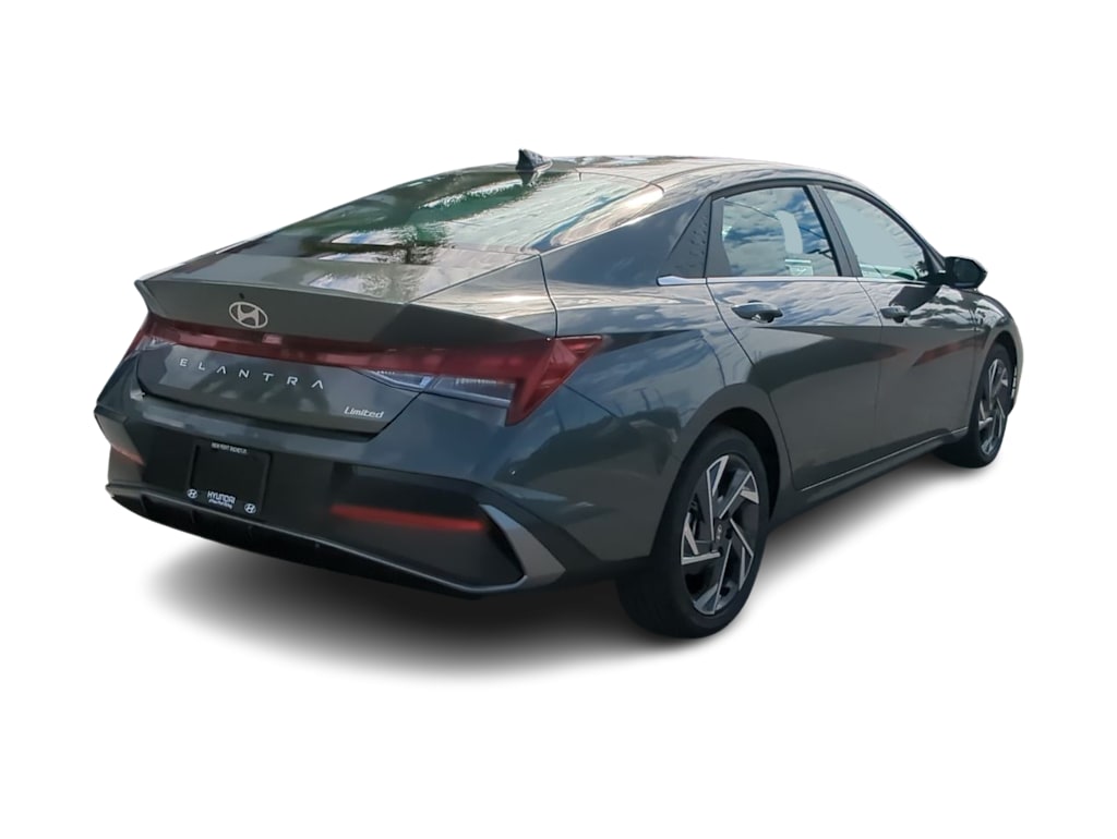 Thumbnail: 2026 Hyundai Elantra - 18