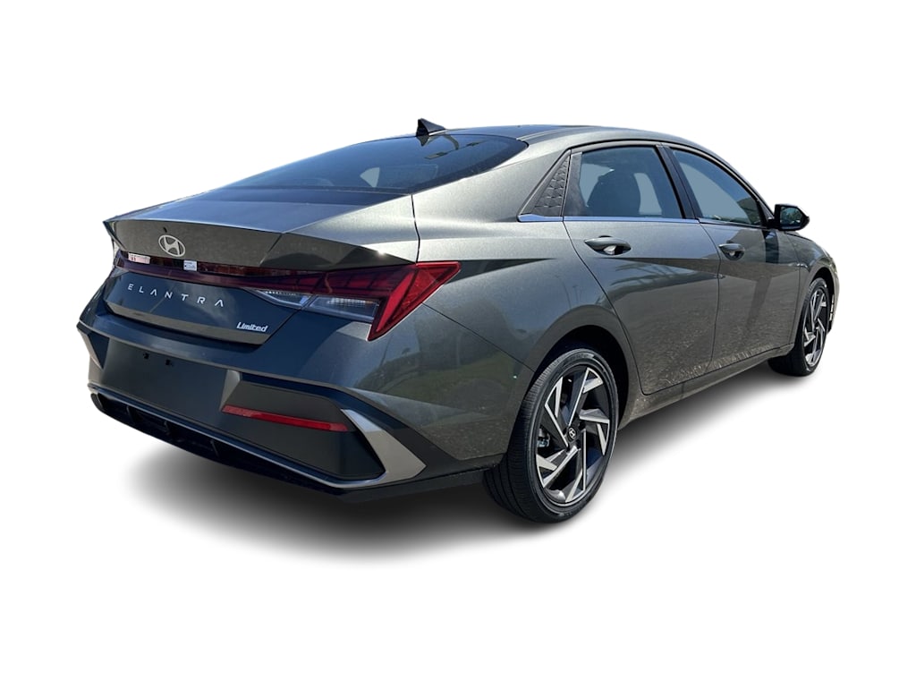 Thumbnail: 2025 Hyundai Elantra - 19