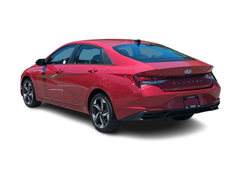 Thumbnail: 2023 Hyundai Elantra - 4