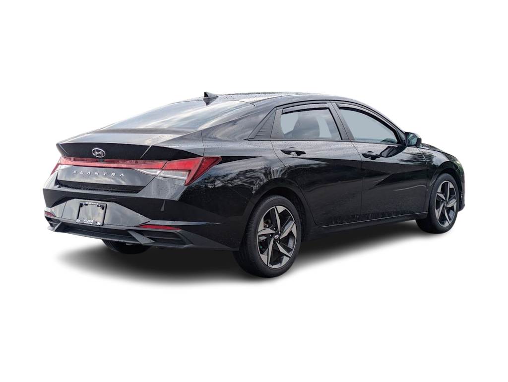 Thumbnail: 2023 Hyundai Elantra - 20