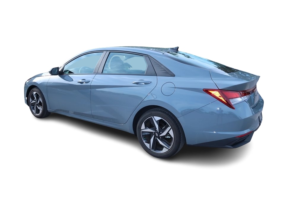 Thumbnail: 2023 Hyundai Elantra - 3