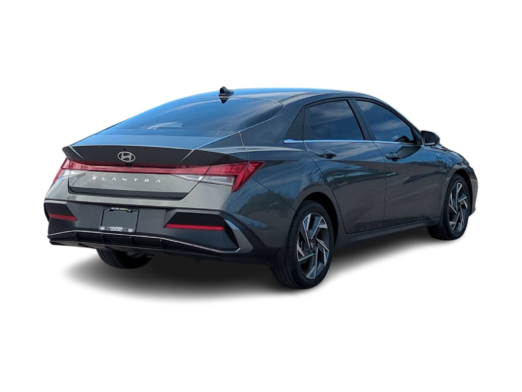 Thumbnail: 2025 Hyundai Elantra - 19