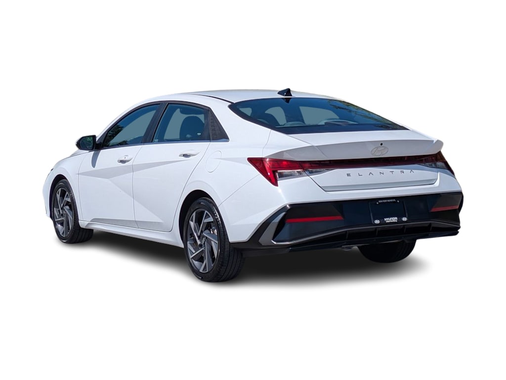 Thumbnail: 2025 Hyundai Elantra - 4