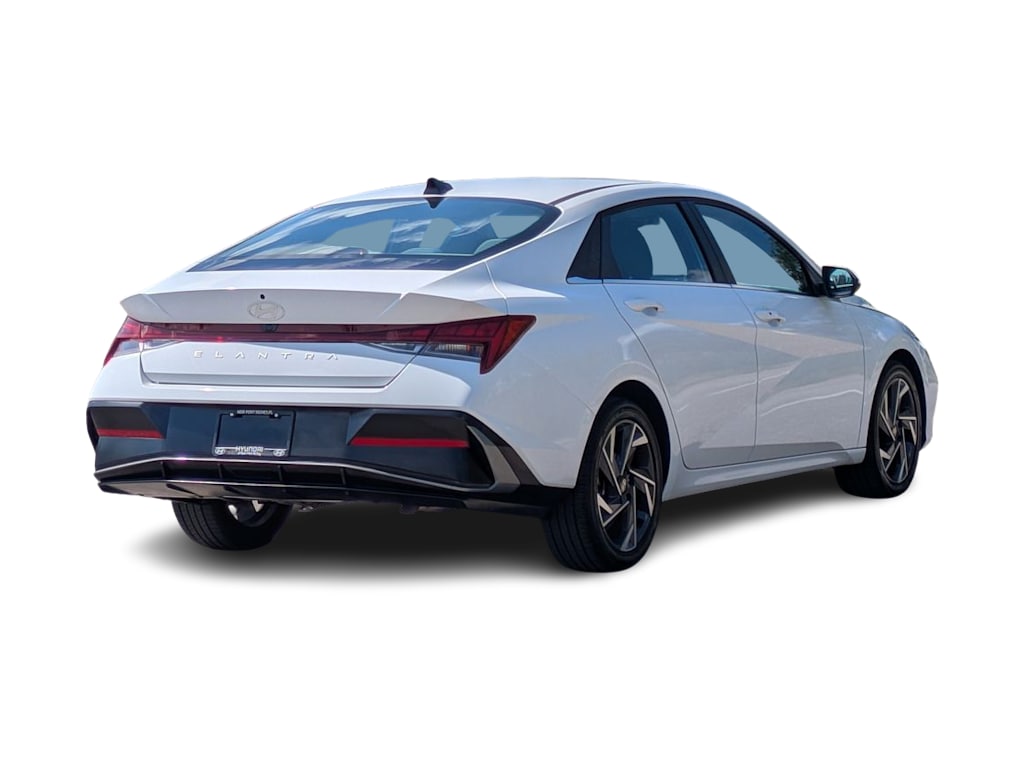 Thumbnail: 2025 Hyundai Elantra - 19