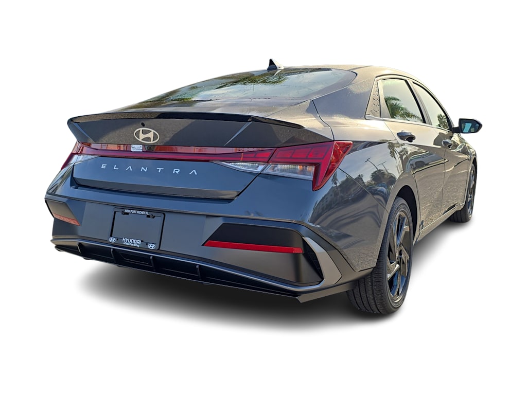 Thumbnail: 2026 Hyundai Elantra - 18