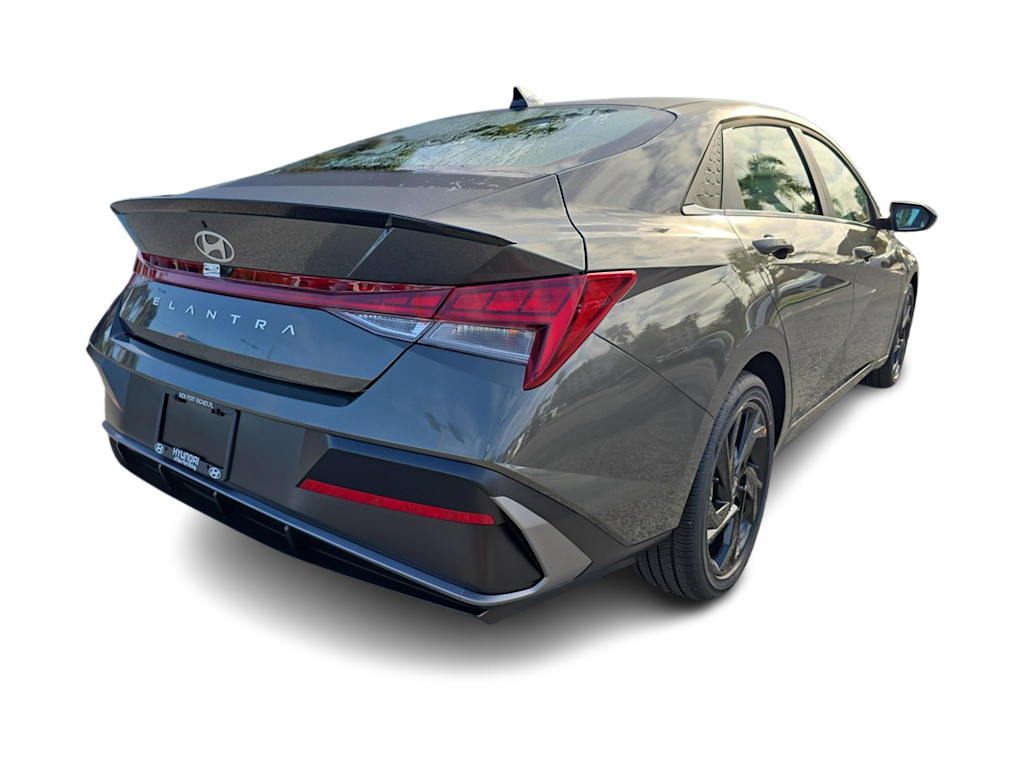 Thumbnail: 2026 Hyundai Elantra - 18