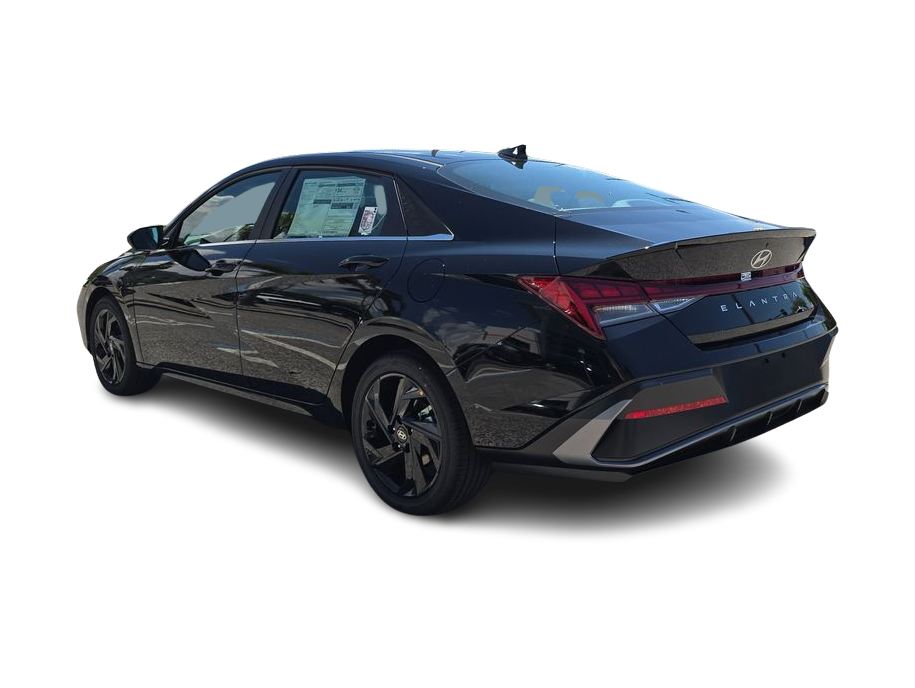 Thumbnail: 2026 Hyundai Elantra - 4