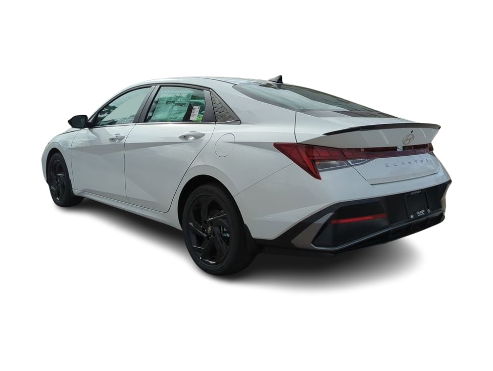 Thumbnail: 2026 Hyundai Elantra - 4