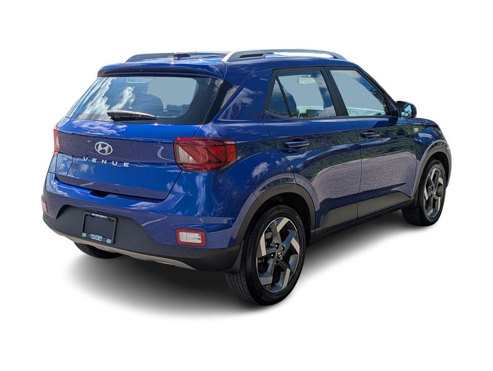 Thumbnail: 2023 Hyundai Venue - 19