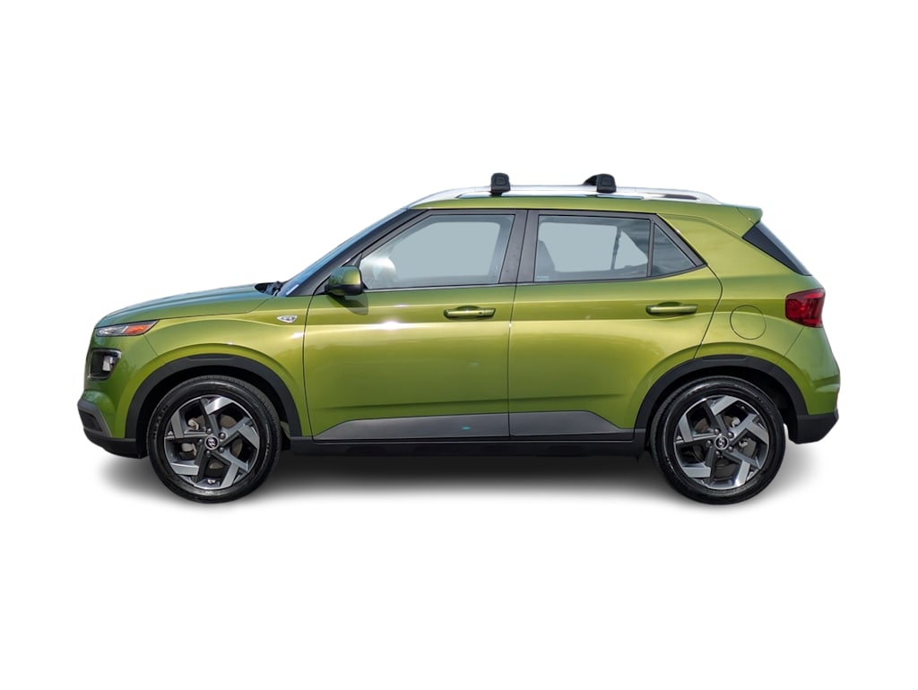 Thumbnail: 2024 Hyundai Venue - 3