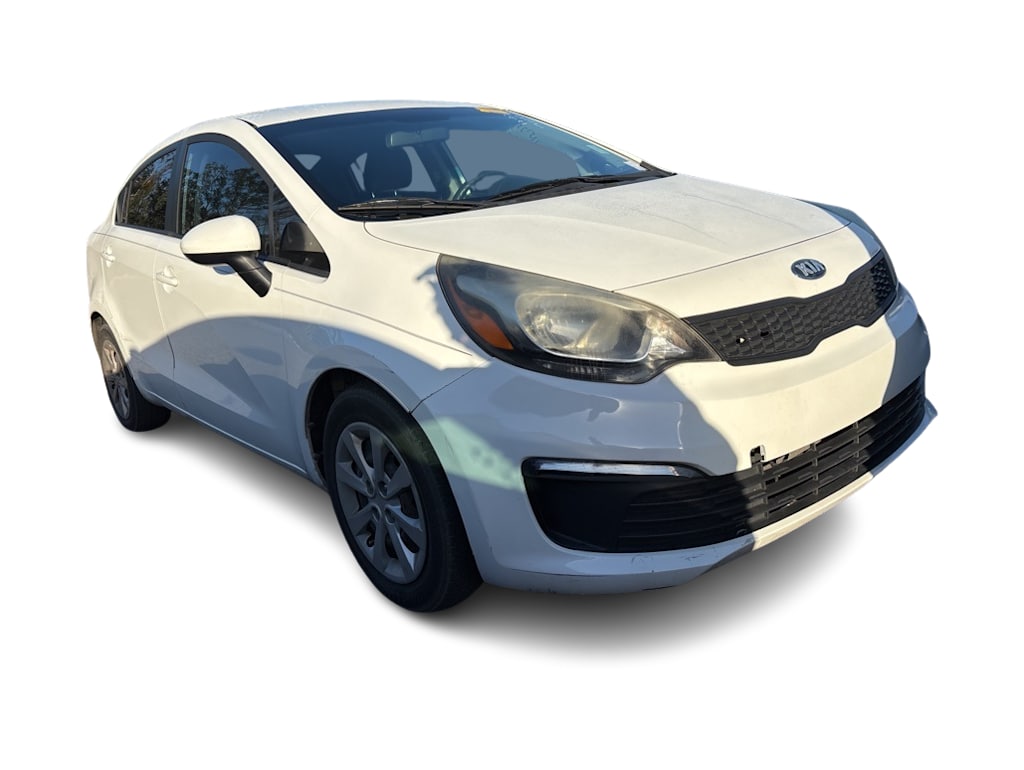 Thumbnail: 2016 Kia Rio - 11