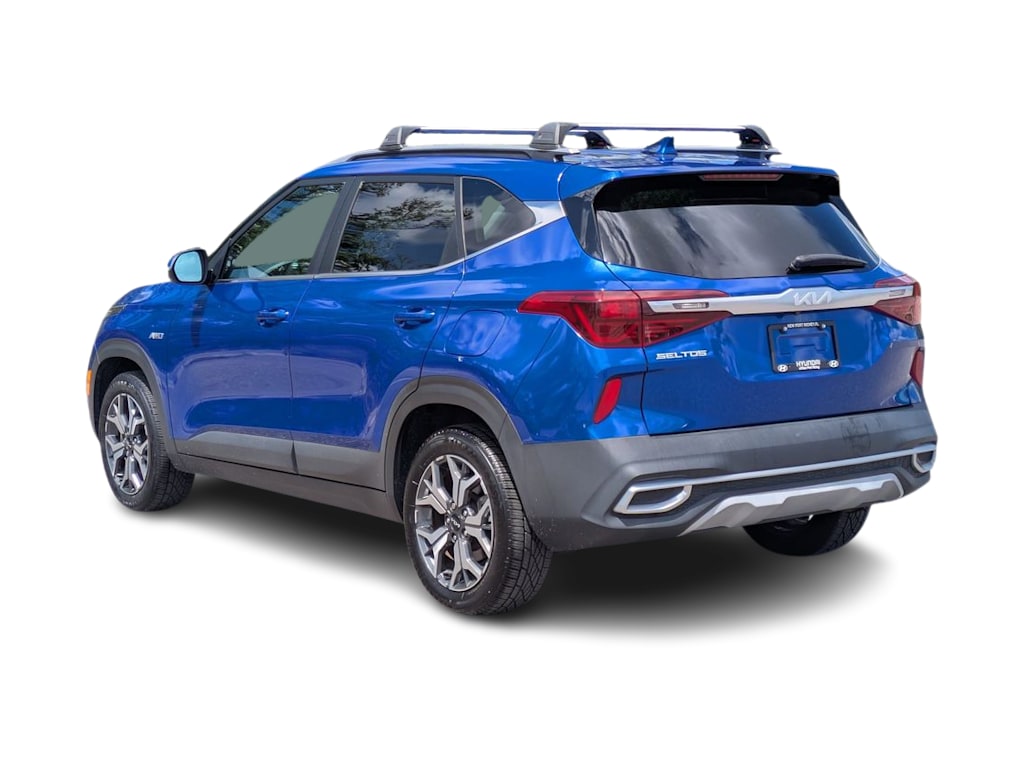 Thumbnail: 2023 Kia Seltos - 4